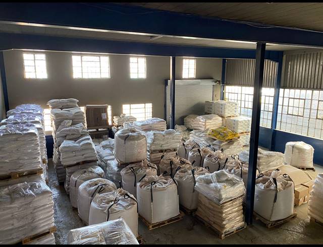 800M² WAREHOUSE FOR SALE IN DRIEHOEK
